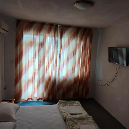 Guest house Zlatevi Obzor