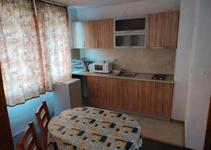 Guest house Zlatevi Obzor